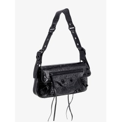 Patent leather shoulder bag with metal details