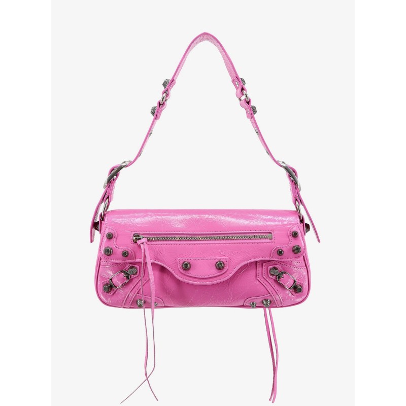 Leather shoulder bag with metal details