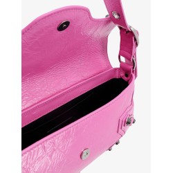 Leather shoulder bag with metal details