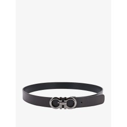 Leather belt with gancini buckle