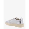 Leather sneakers with laminated profiles