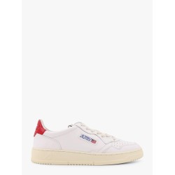 Medalist leather sneakers with iconic logo detail