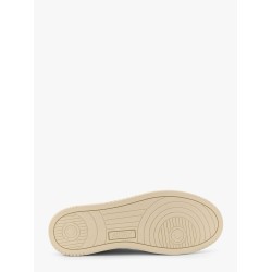 Medalist leather sneakers with iconic logo detail