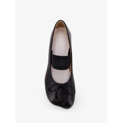 Leather ballerinas