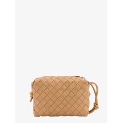 Leather shoulder bag with intrecciato motif
