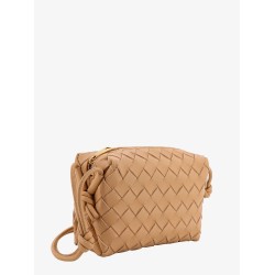 Leather shoulder bag with intrecciato motif