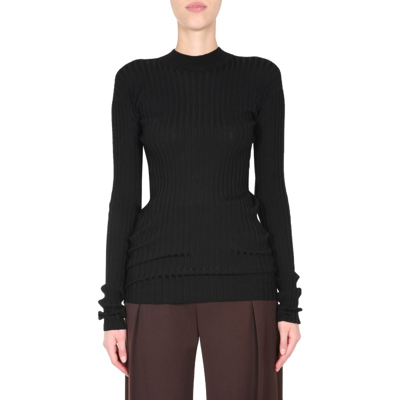 TURTLENECK SWEATER