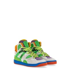 SNEAKER BASKET