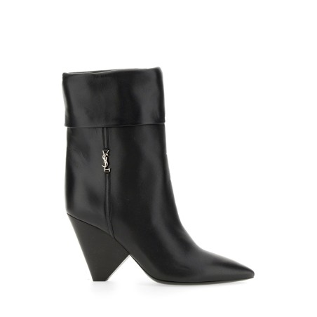 NIKI BOOTS.
