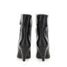 NIKI BOOTS.
