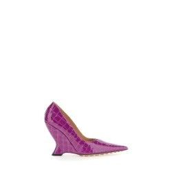 POINTED DECOLLETE