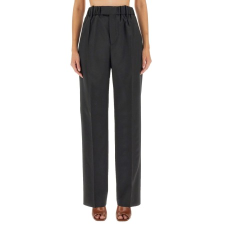 LOOSE-FITTING PANTS