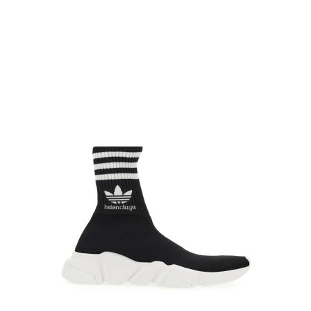 SNEAKER SPEED