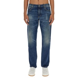 STRAIGHT LEG JEANS