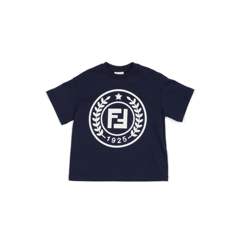 t-shirt sweatshirt
