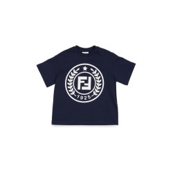 t-shirt sweatshirt