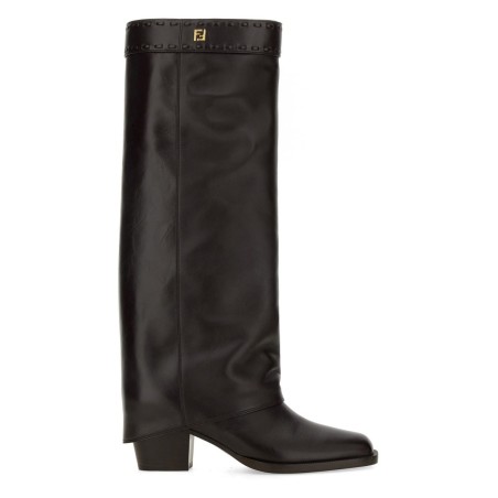 "SHOW" BOOT
