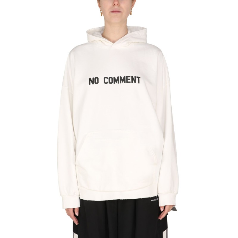 NO COMMENT WIDE FIT HOODIE