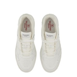 LOW TOP SNEAKER "FREEDOTS"