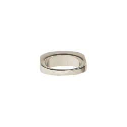 LOGO RING