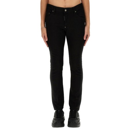 SKATER JEANS