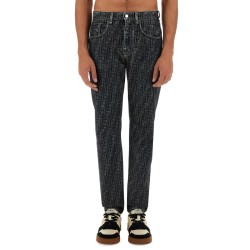 JEANS IN DENIM