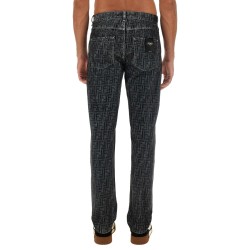 JEANS IN DENIM