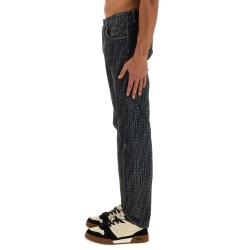 JEANS IN DENIM