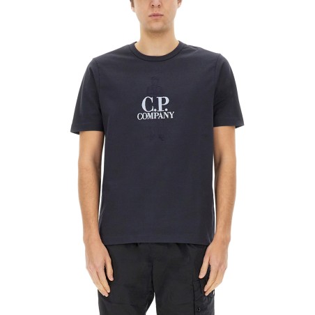 T-SHIRT WITH LOGO