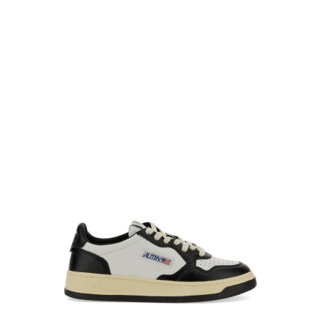 SNEAKER MEDALIST LOW