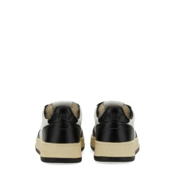 SNEAKER MEDALIST LOW