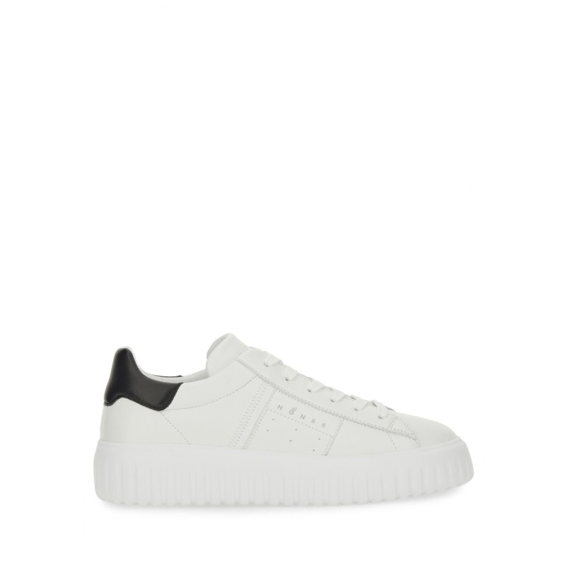 LEATHER SNEAKER