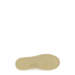 MEDALIST LOW SNEAKER