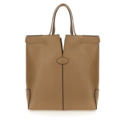 LEATHER BAG.