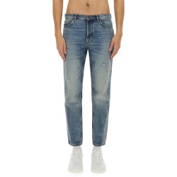 JEANS IN DENIM