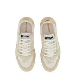 SNEAKER "SAYS IT"