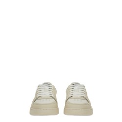 SNEAKER "SAYS IT"