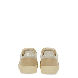 SNEAKER "V-82"