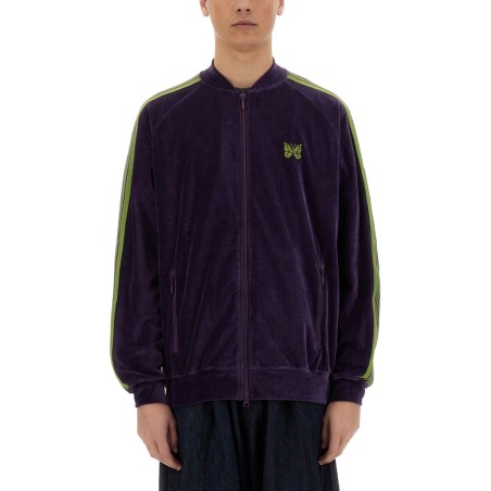 ZIP SWEATSHIRT.