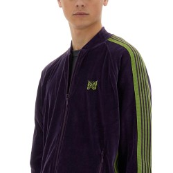 ZIP SWEATSHIRT.