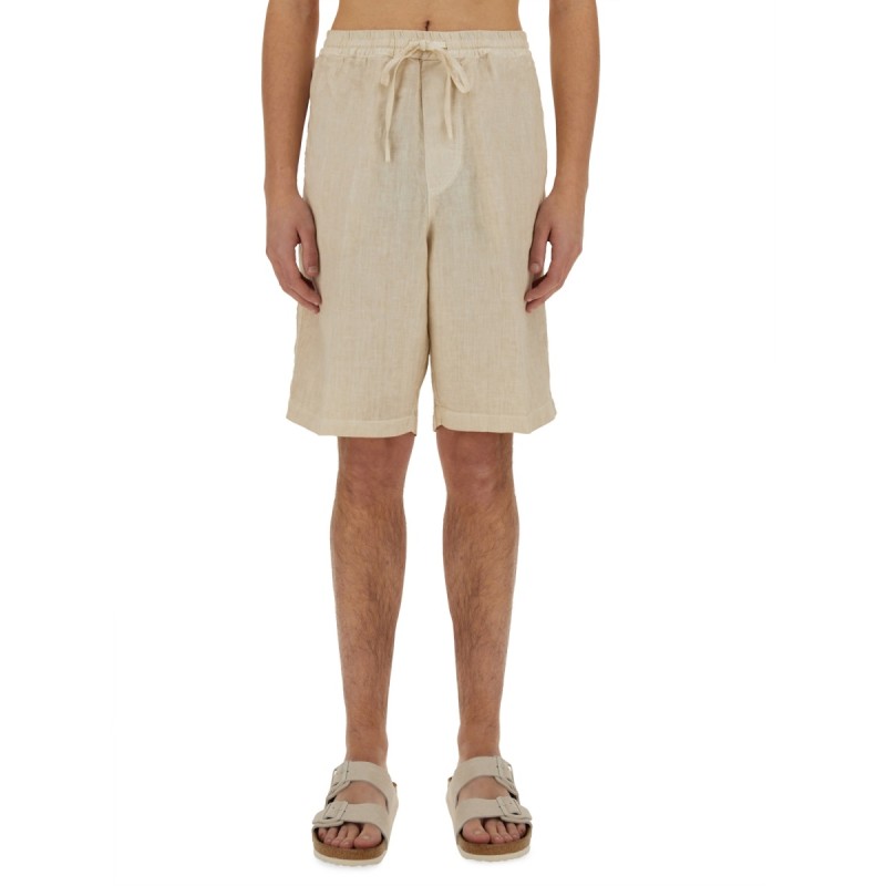 SHORTS WITH DRAWSTRING