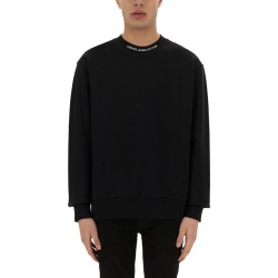 SWEATSHIRT WITH LOGO ON THE COLLAR