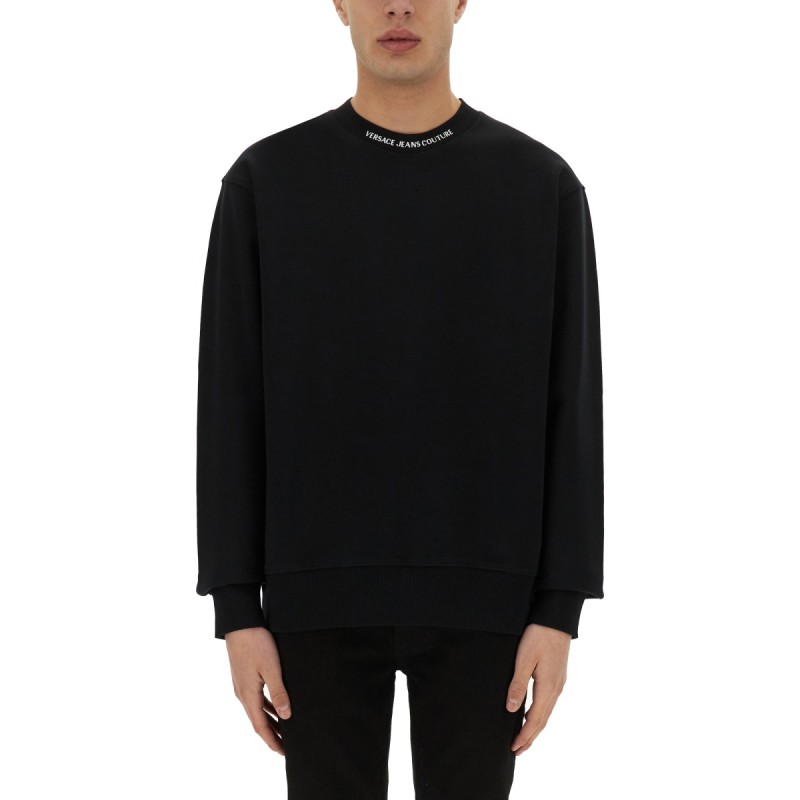 SWEATSHIRT WITH LOGO ON THE COLLAR