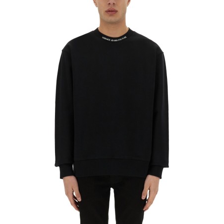 SWEATSHIRT WITH LOGO ON THE COLLAR