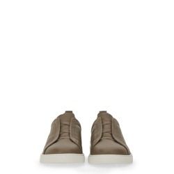 SNEAKER LOW TOP TRIPLE STITCH