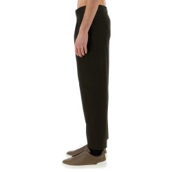 PANTS WITH PLEAT