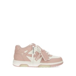 SNEAKER OUT OF OFFICE