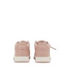 SNEAKER OUT OF OFFICE