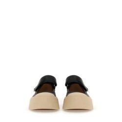 MARY JANE SNEAKER