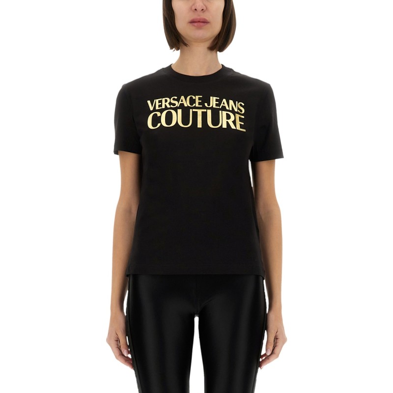 T-SHIRT WITH LOGO